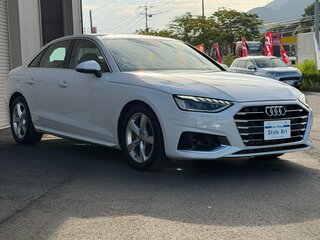 2020 Audi A4 35 TFSI V (B9) Рестайлинг, белый, 2100000 рублей, вид 3