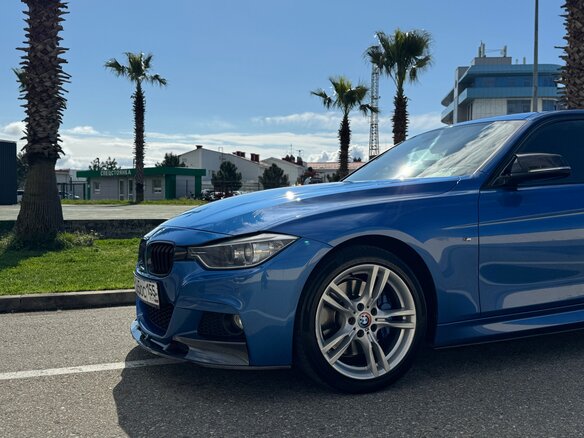 2012 BMW 3 серии 320i xDrive VI (F3x), синий, 1850000 рублей - вид 22