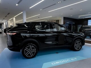 2026 Omoda C7, чёрный, 3099000 рублей, вид 2