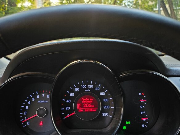 2012 Kia Rio 4-speed III, серебристый, 750000 рублей - вид 2
