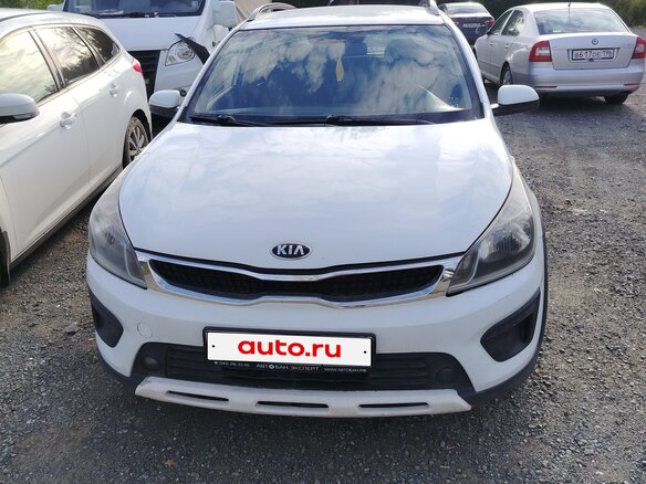 2018 Kia Rio X-Line IV, белый, 980000 рублей - вид 1