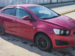 2014 Chevrolet Aveo II, красный, 501000 рублей, вид 1