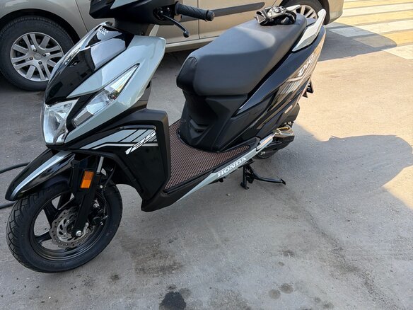 2025 Honda Dio, серый, 205000 рублей - вид 1