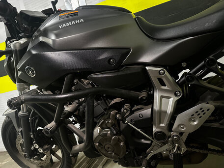 2015 Yamaha MT-07 (FZ-07), серый, 639000 рублей, вид 4