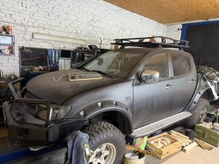 2007 Mitsubishi L200 IV, чёрный, 1600000 рублей, вид 3