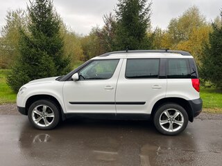 2013 Skoda Yeti I, белый, 1080000 рублей, вид 5