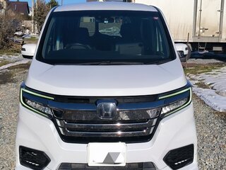 2019 Honda Stepwgn Spada V Рестайлинг, белый, 2300000 рублей, вид 2