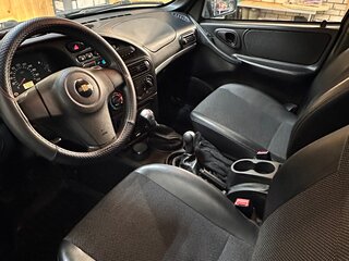 2015 Chevrolet Niva I Рестайлинг, серебристый, 750000 рублей, вид 5