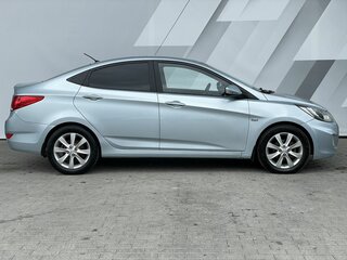 2011 Hyundai Solaris I, голубой, 698000 рублей, вид 4