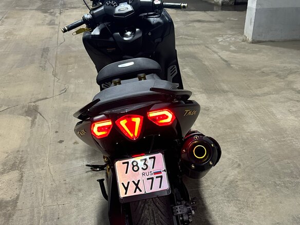 2015 Yamaha TMAX, чёрный, 730000 рублей - вид 4