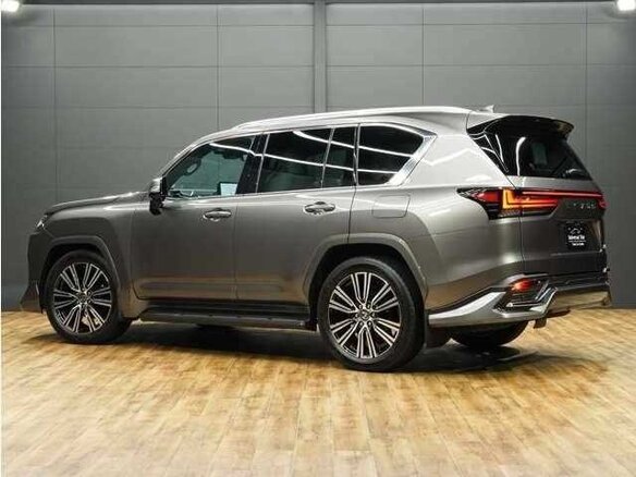 2024 Lexus LX 600 IV, коричневый - вид 3