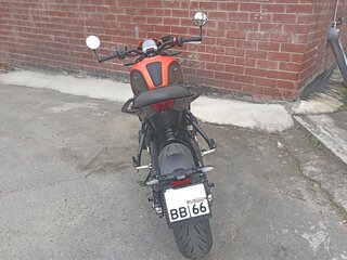2023 Triumph Trident 660, оранжевый, 750000 рублей, вид 4