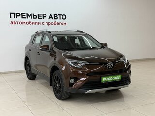 2017 Toyota RAV4 IV (XA40) Рестайлинг, коричневый, 1990000 рублей, вид 3