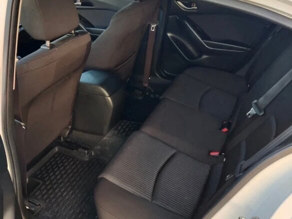 2013 Mazda 3 III (BM), белый, 1100000 рублей - вид 9
