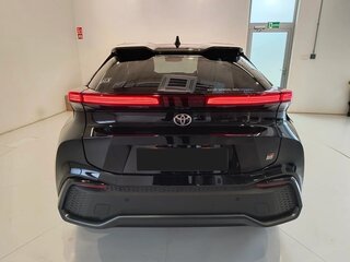 2025 Toyota C-HR II, красный, 2500606 рублей, вид 4