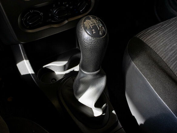 2013 Renault Sandero I, бежевый - вид 16
