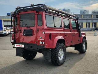 2011 Land Rover Defender 110 I Рестайлинг, красный, 1800000 рублей, вид 4