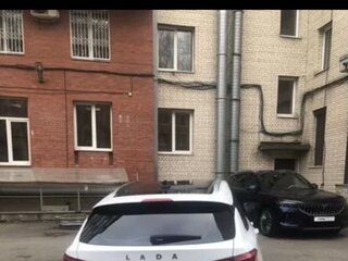 2021 Lada (ВАЗ) Vesta SW Cross I, белый, 1450000 рублей, вид 2