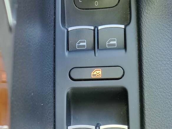2011 Volkswagen Passat B7, чёрный, 1300000 рублей - вид 17