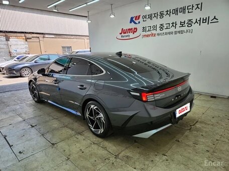 2024 Hyundai Sonata VIII (DN8) Рестайлинг, серый, 3134000 рублей, вид 4