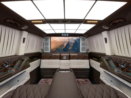 2026 Mercedes-Benz V-Класс Extra Long 300 d экстра длинный III (W447) Рестайлинг 2, чёрный, 44300000 рублей, вид 1