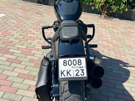 2021 Harley-Davidson Fat Bob, чёрный, 2550000 рублей, вид 2
