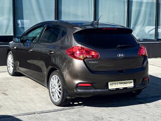 2014 Kia Ceed II, коричневый, 846000 рублей, вид 3