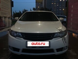2012 Kia Cerato 6-speed II, белый, 700000 рублей, вид 4