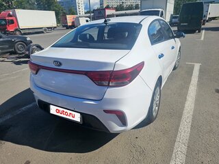 2019 Kia Rio IV, белый, 680000 рублей, вид 5