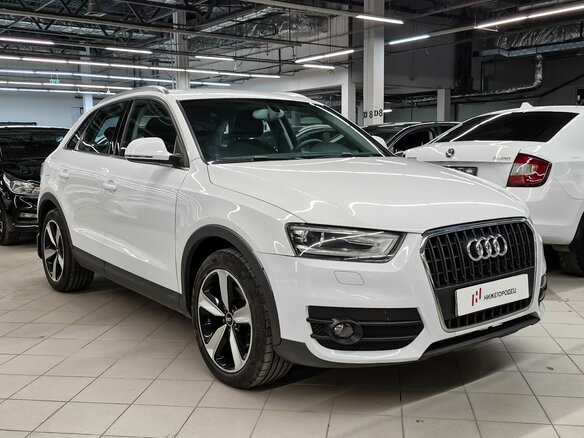2012 Audi Q3 I (8U), белый - вид 1