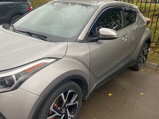 2018 Toyota C-HR I, серебристый, 2100000 рублей, вид 4