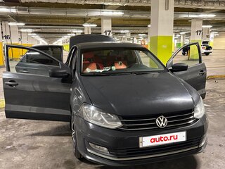 2017 Volkswagen Polo V Рестайлинг, серый, 800000 рублей, вид 2