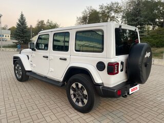 2020 Jeep Wrangler IV (JL), белый, 4950000 рублей, вид 4
