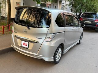 2012 Honda Freed I Рестайлинг, серебристый, 1080000 рублей, вид 3