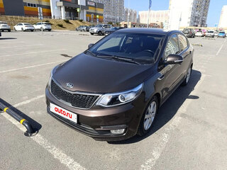 2016 Kia Rio III Рестайлинг, коричневый, 1150000 рублей, вид 1
