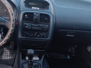 2001 Mitsubishi Carisma I Рестайлинг, зелёный, 130000 рублей, вид 5