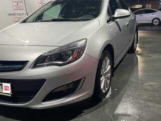 2012 Opel Astra J Рестайлинг, серебристый, 750000 рублей, вид 1