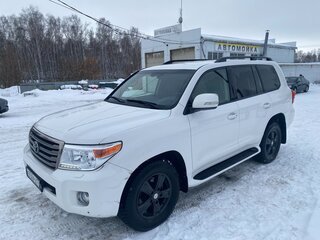 2014 Toyota Land Cruiser 200 Series Рестайлинг 1, белый, 3500000 рублей, вид 1
