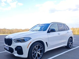 2021 BMW X5 40i IV (G05/G18), белый, 4100000 рублей, вид 2