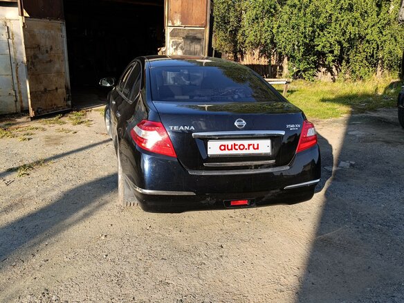 2011 Nissan Teana II (J32) Рестайлинг, чёрный, 850000 рублей - вид 2