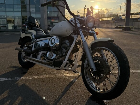 1997 Yamaha XVS400 Drag Star, белый, 198000 рублей