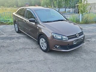 2014 Volkswagen Polo V, коричневый, 1100000 рублей, вид 1