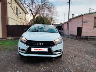 2021 Lada (ВАЗ) Vesta I, белый, 900000 рублей, вид 1