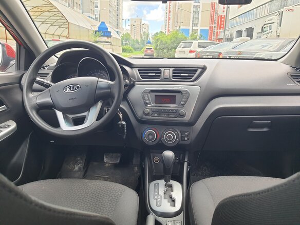2012 Kia Rio 4-speed III, розовый, 999999 рублей - вид 20