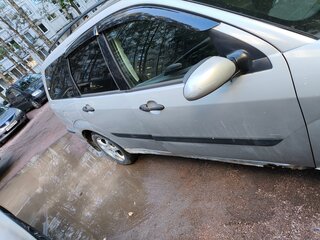 2001 Ford Focus I Рестайлинг, серебристый, 230000 рублей, вид 5