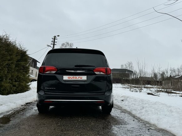 2019 Chrysler Pacifica RU, чёрный, 2540000 рублей - вид 16