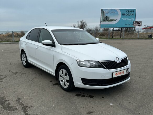 2019 Skoda Rapid I Рестайлинг, белый, 1430000 рублей