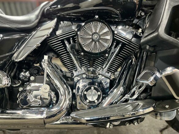 2013 Harley-Davidson Electra Glide, чёрный, 1450000 рублей - вид 11