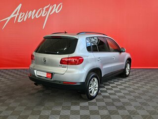 2011 Volkswagen Tiguan I Рестайлинг, серебристый, 1100000 рублей, вид 5