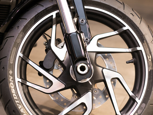 2021 Harley-Davidson Sport Glide, чёрный, 2850000 рублей - вид 12